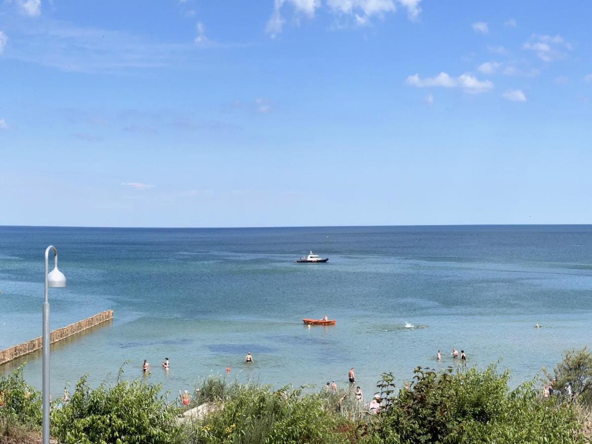 Tuz Przy Plazy - Nowoczesny Apartament Z Tarasem I Pieknym Widokiem Na Baltyk 梅尔诺 外观 照片